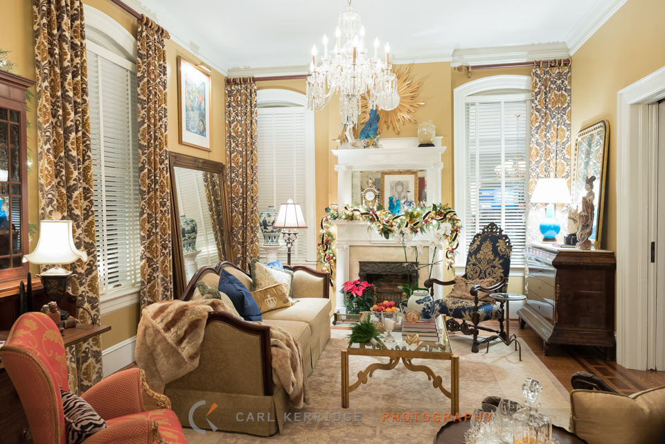 A view of the living room at Rosewood Manor with beautiful interor designs of antiques and art